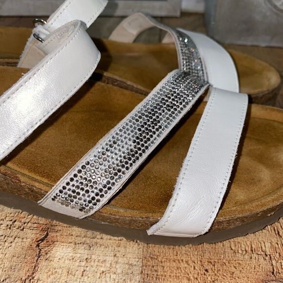 Naot Classic
Columbus/ 7219 - Picture 8 of 12